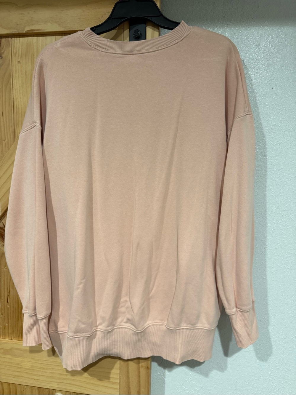 Nike Light Pink Oversized Crewneck Sweatshirt - Picture 2 of 2